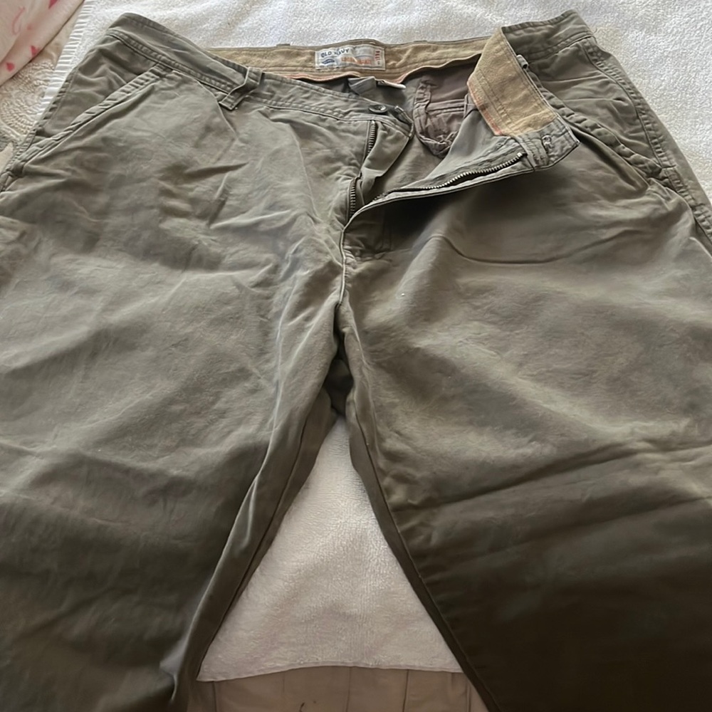 Old Navy Khakis, Loose Fit, 42W x 30L